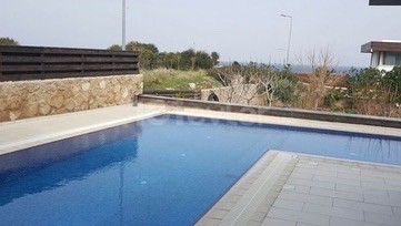 20m luxury villa with pool very close to the sea ** 