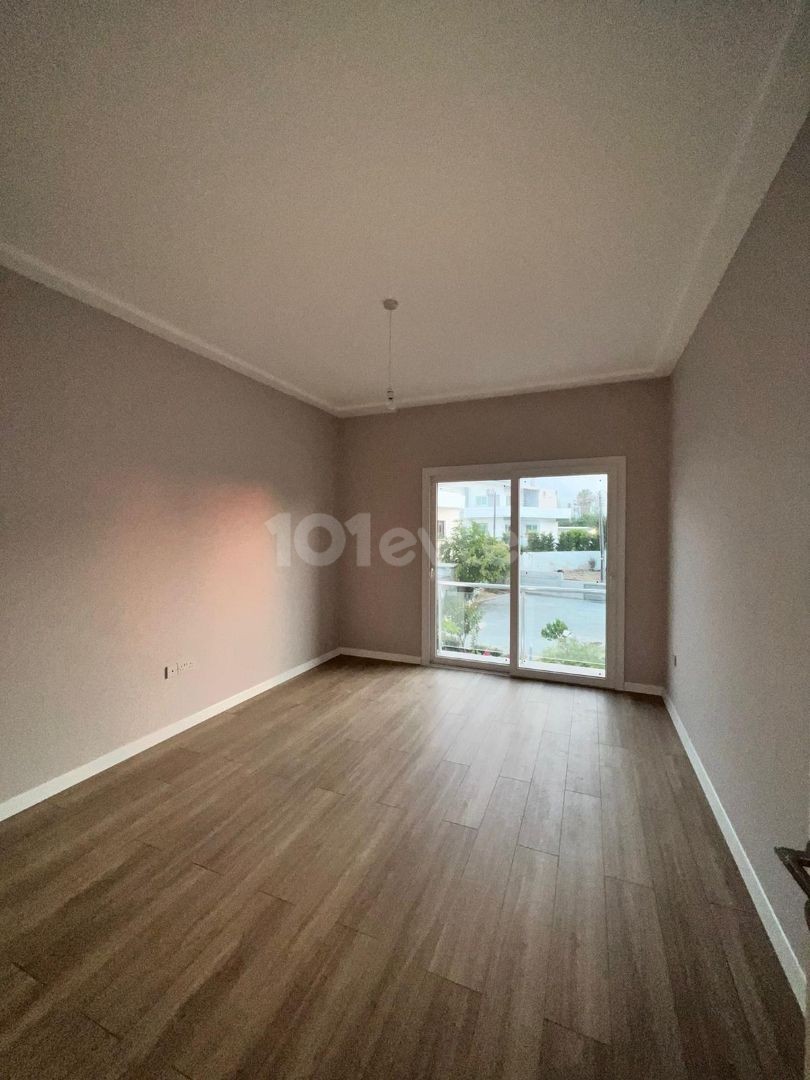 115m2 ground floor ** 