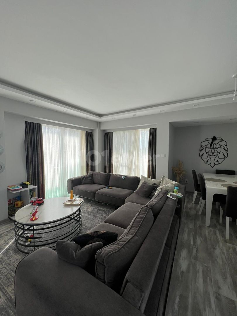 LÜKS EŞYALI 3+1 PENTHOUSE