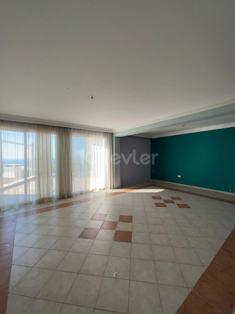 900m2 plot excellent view eziç arkasi 5 +Dec villa ** 