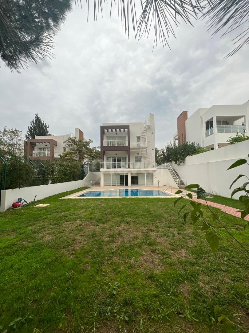 Villa To Rent in Zeytinlik, Kyrenia