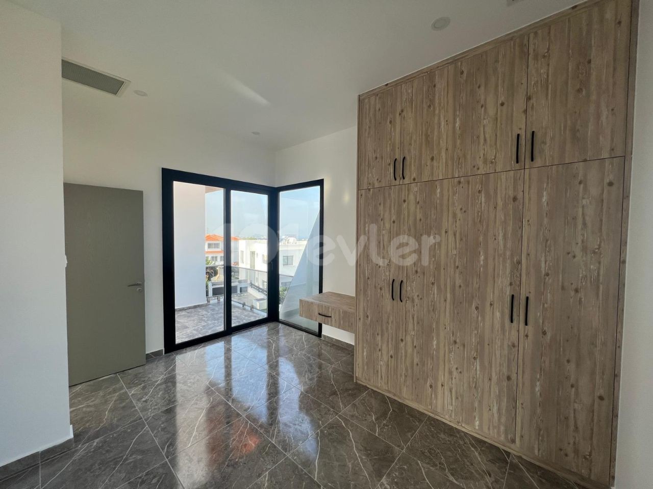 Villa For Sale in Çatalköy, Kyrenia