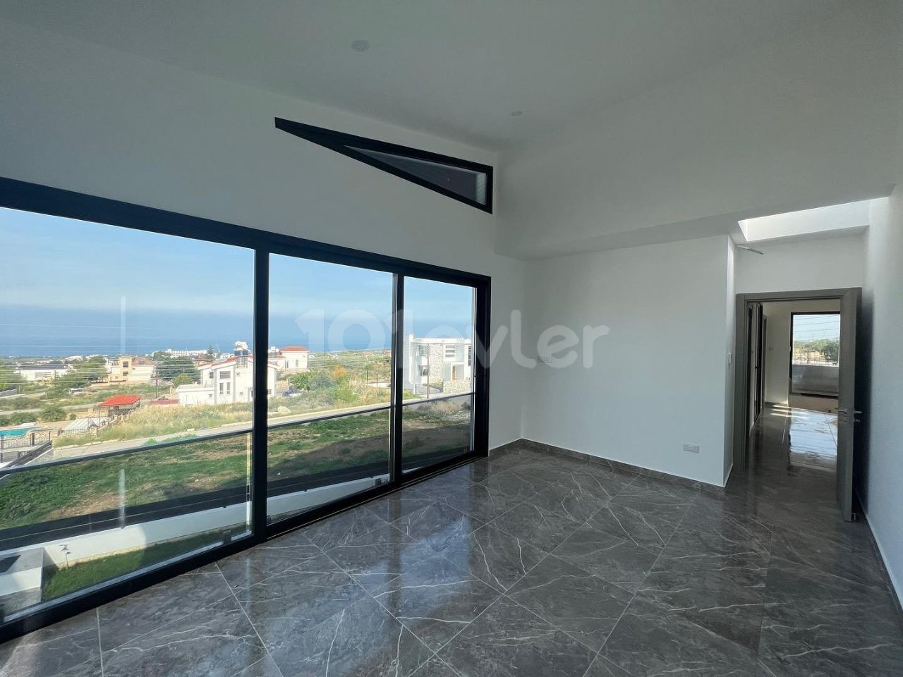 Villa For Sale in Çatalköy, Kyrenia