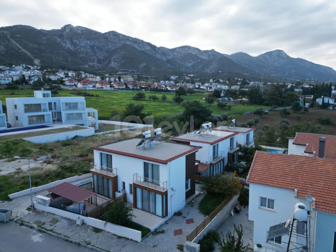 نیمه جدا برای فروش in Çatalköy, گیرنه