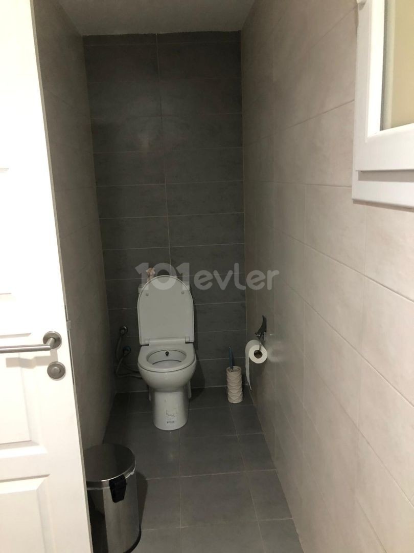 2 wc 90 m2 Havuzlu Site