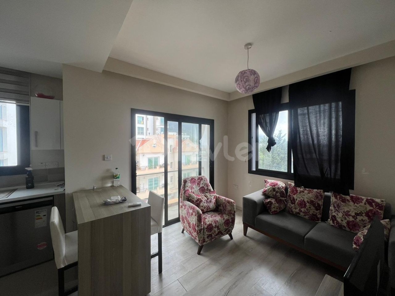 Ful Eşyalı KDV Yok 45 m² Garantı Kira 350 Stg