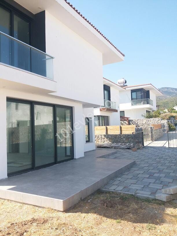 4 +1 luxury villas for sale in Alsancak! ** 