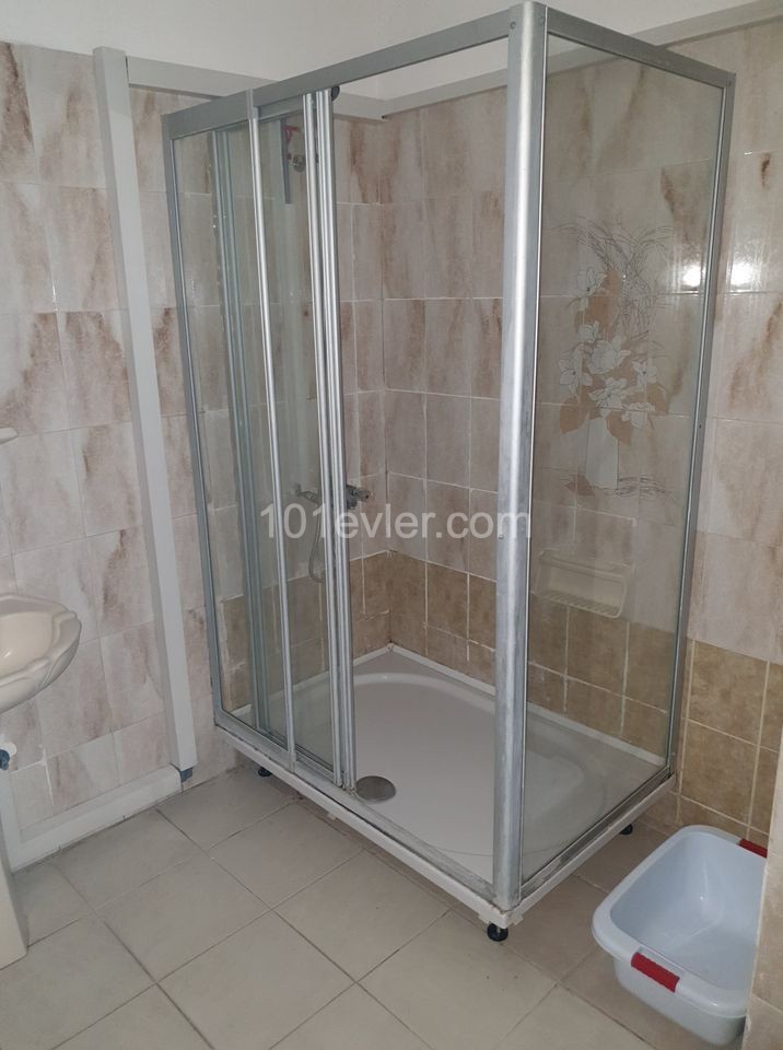 Flat To Rent in Köşklüçiftlik, Nicosia