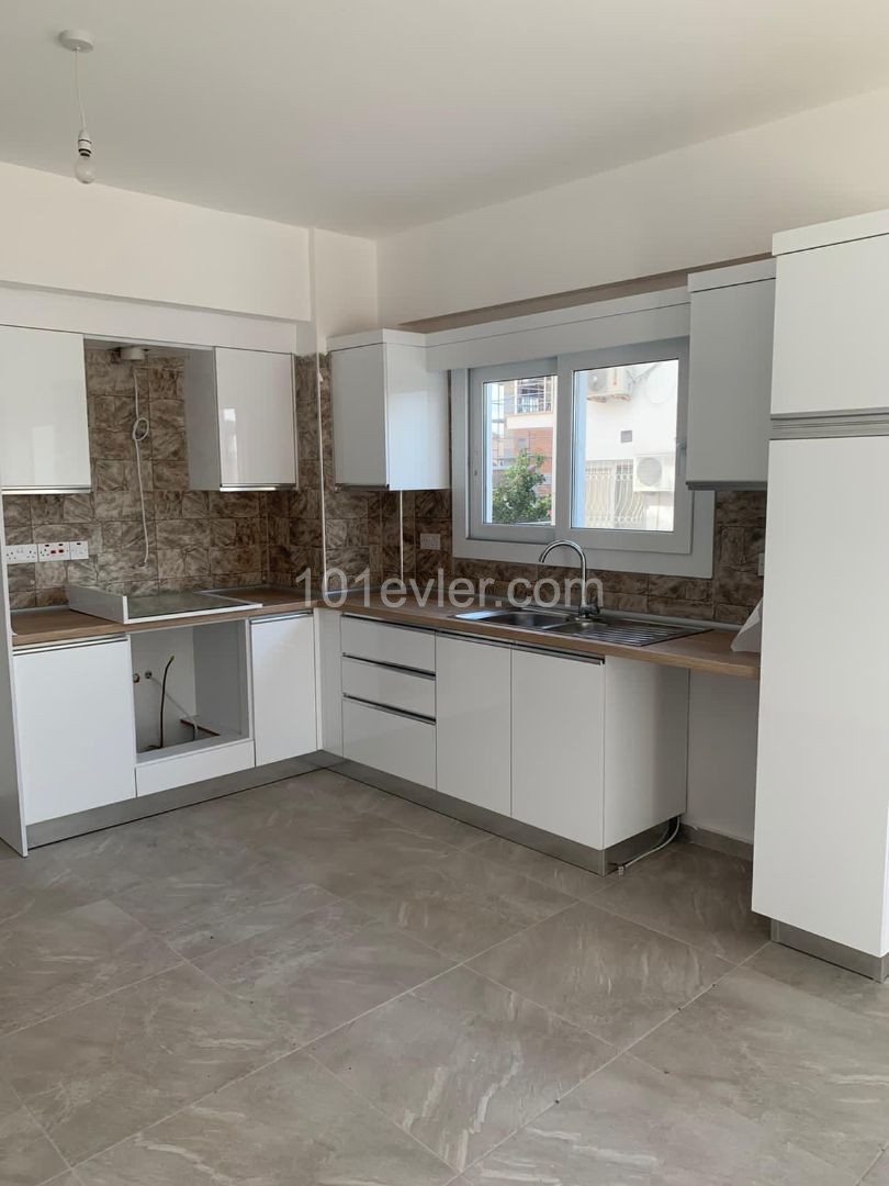 Flat For Sale in Küçük Kaymaklı, Nicosia