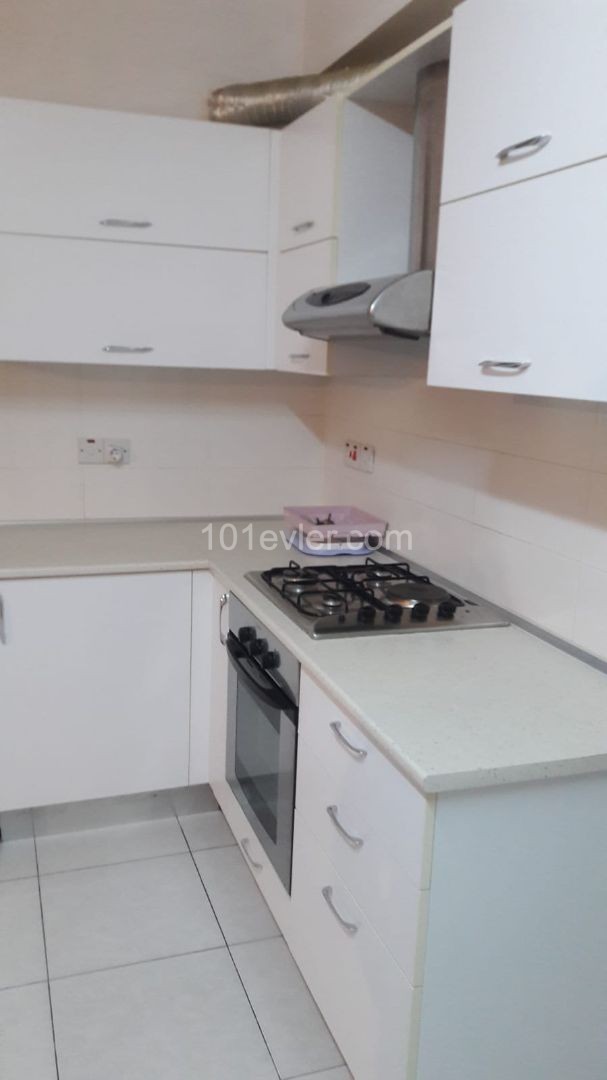 Flat To Rent in Küçük Kaymaklı, Nicosia