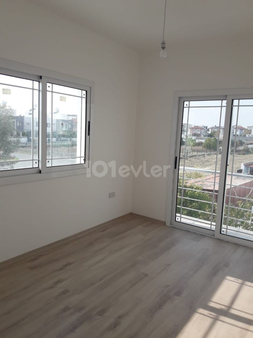 Extraordinarily spacious 3+1 flats in Gonyeli! ** 