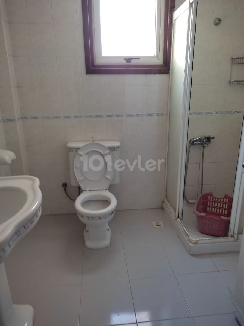 3+1 APARTMENT FOR RENT IN THE CENTRAL LOCATION OF KAYMAKLI ! ** 