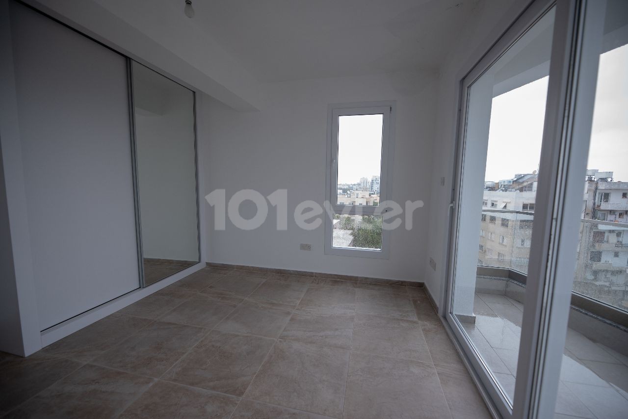 3 + 1 APARTMENT FOR SALE IN THE CENTER OF KYRENIA 1 ** 