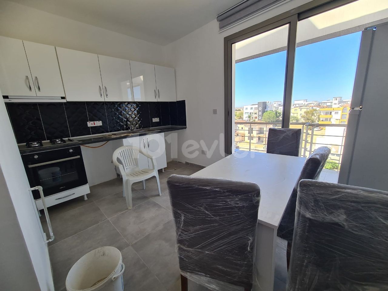 GÖNYELİ'DE KİRALIK PENTHOUSE 2+1 DAİRE ! 