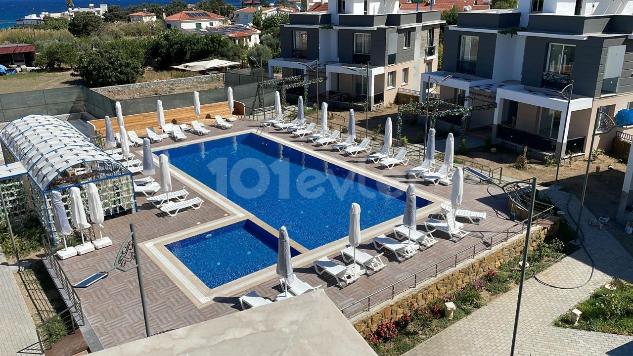 Flat For Sale in Karşıyaka, Kyrenia