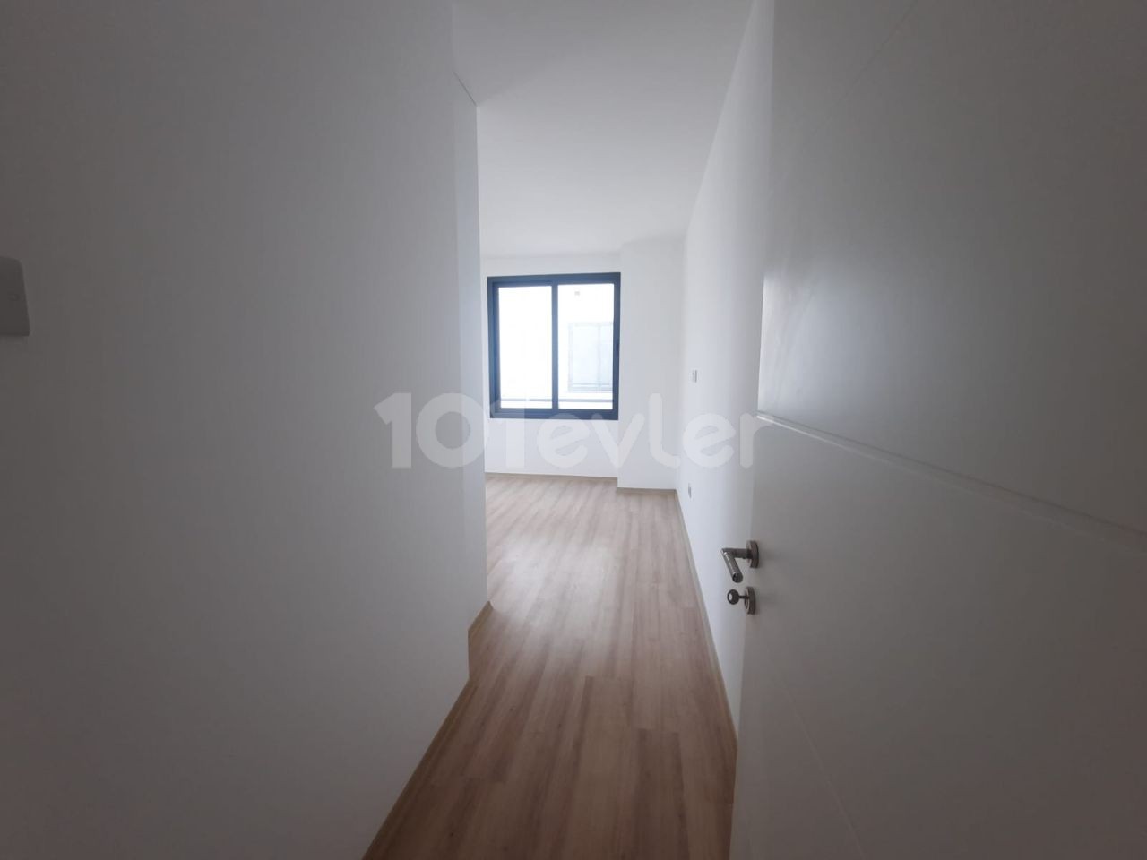 3+1 apartment for sale in Ortakoy district