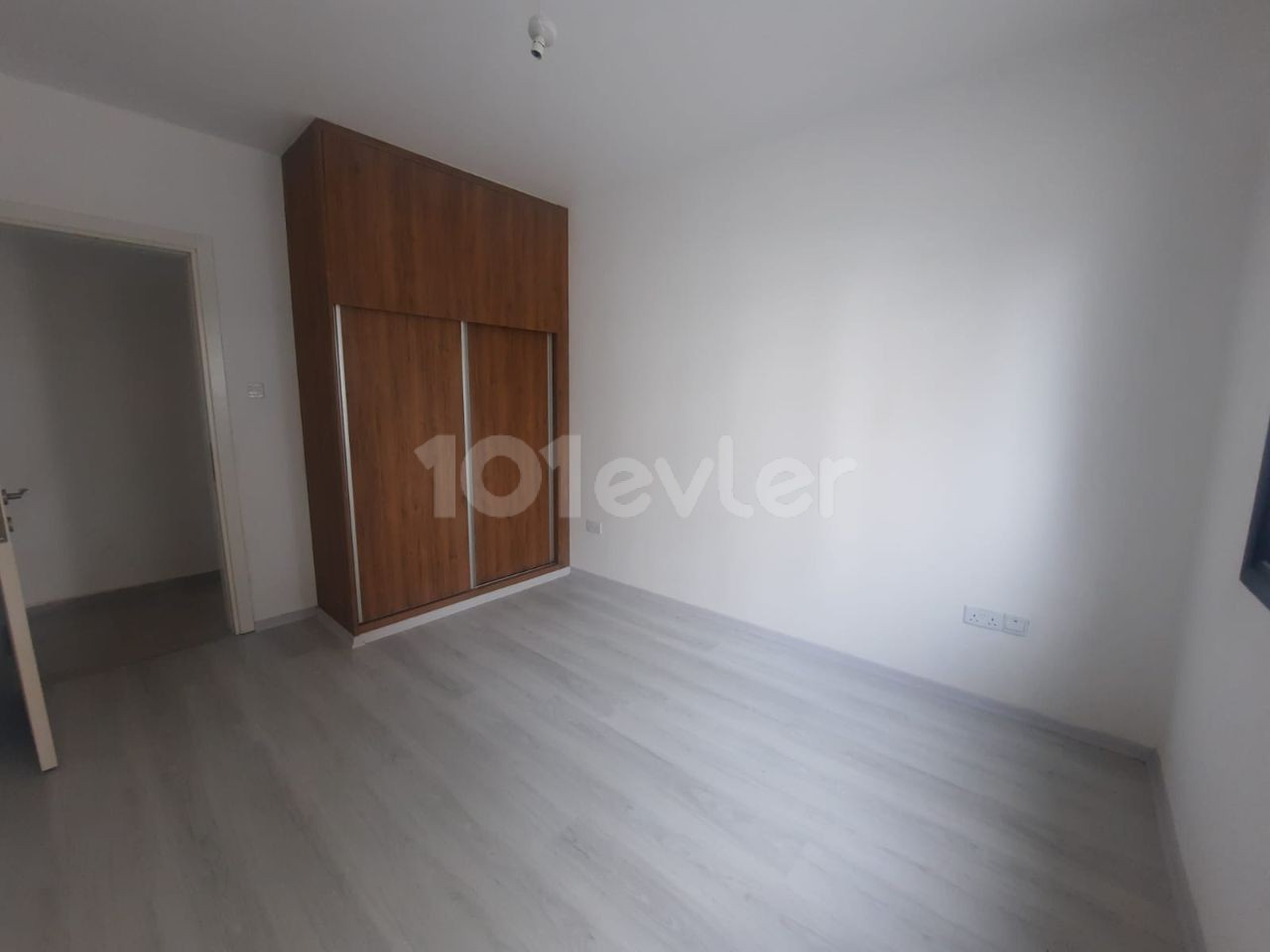 Flat For Sale in Küçük Kaymaklı, Nicosia