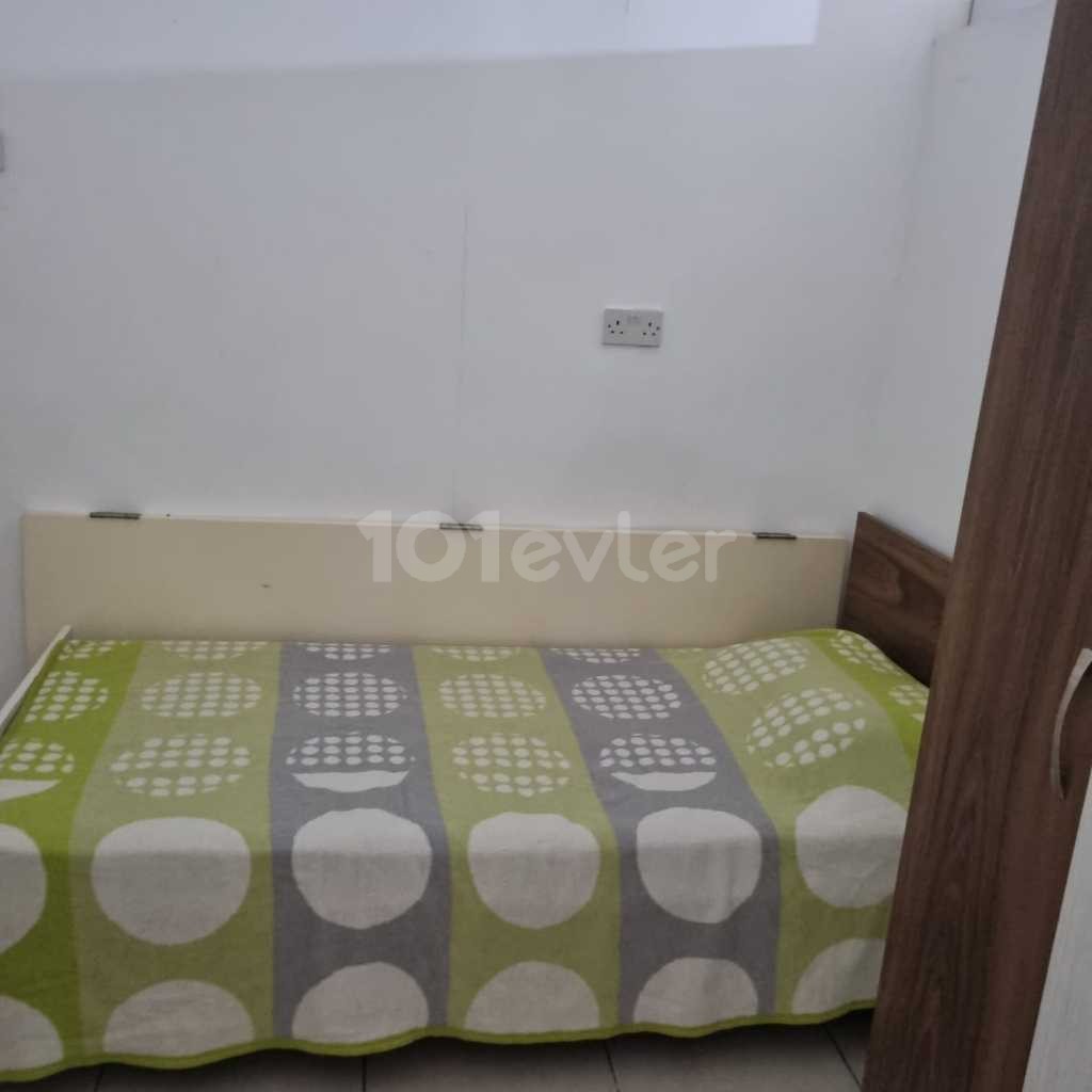 1+1 FLAT FOR RENT TO WOMEN IN GELİBOLU!