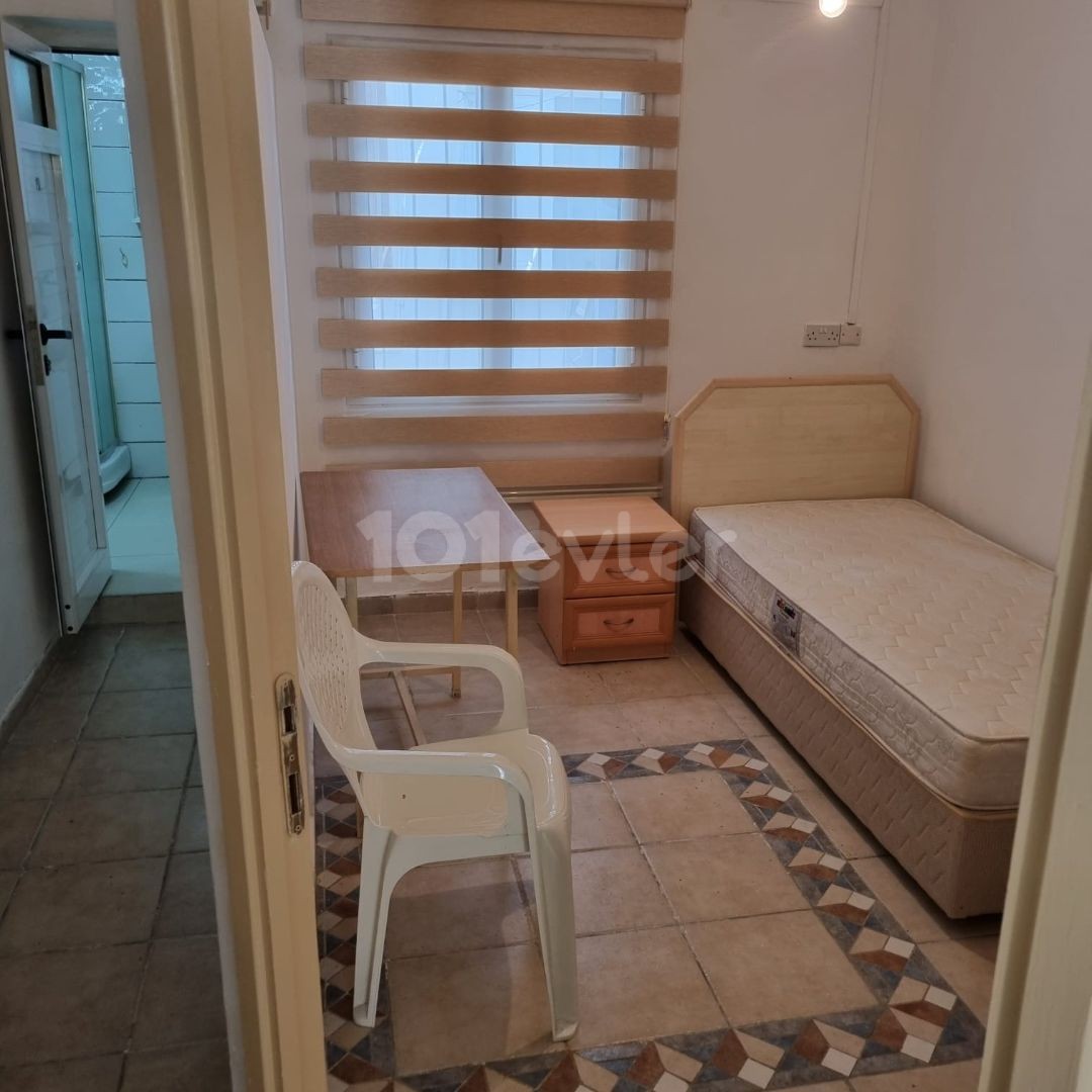 1+1 FLAT FOR RENT TO WOMEN IN GELİBOLU!