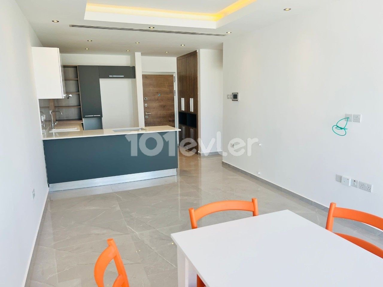 1+1 COMMERCIAL APARTMENT FOR RENT IN METEHAN! 