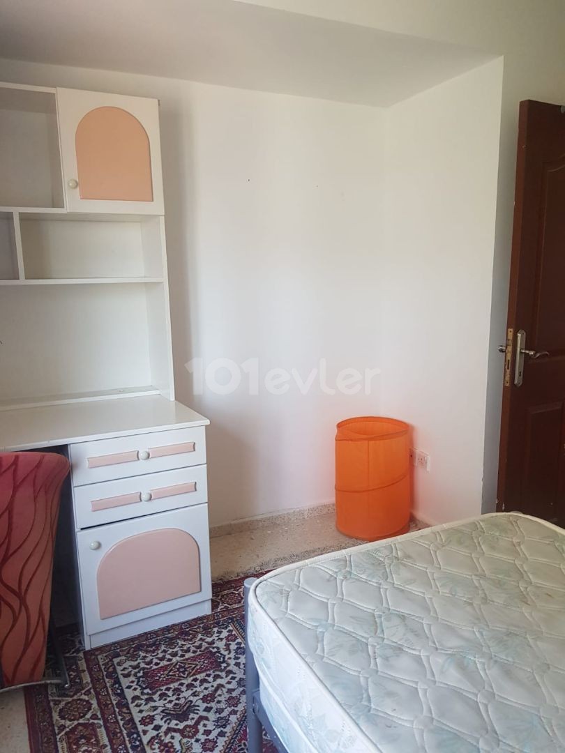 HAZİRANDA MÜSAİTTİR. 3+1 KİRALIK DAİRE CADDE MUTFAK ARKASI 