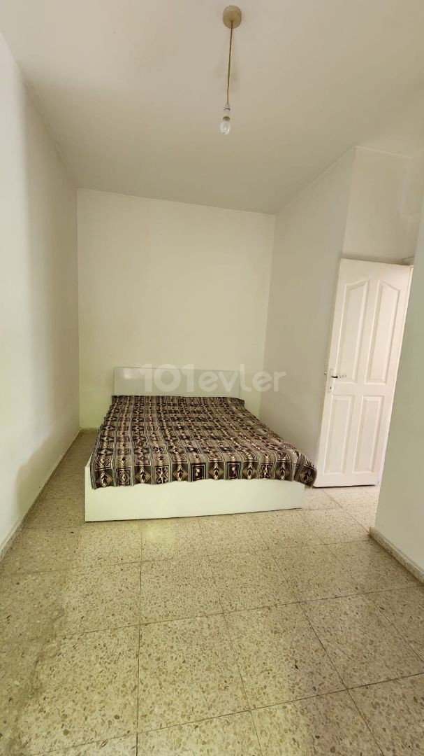 GROUND FLOOR 1+1 APARTMENT FOR RENT WITH GARDEN 250 GBP 