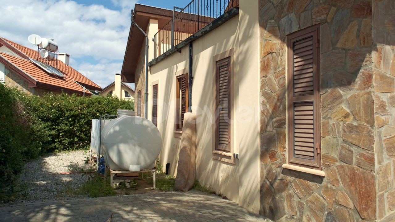 3+1 DUPLEXVILLA IN DER REGION KARŞIYAKA