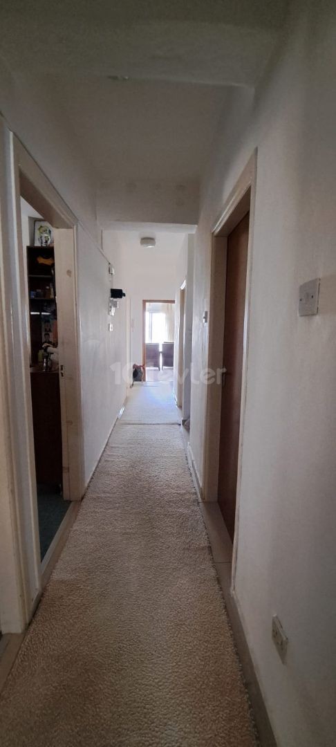 GÜZELYURT BÖLGESİNDE  3+1  SATILIK DAİRE 