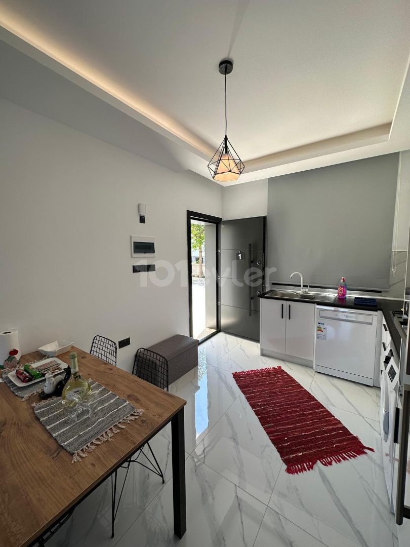 1+1 Flat for Daily Rent in Alsancak