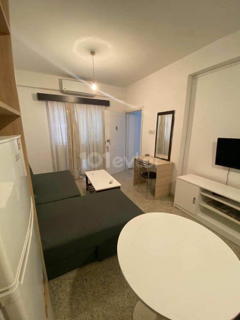 ( 24 )- LEFKOŞA GÖNYELİ BÖLGESİNDE KİRALIK 1+1 DAİRE