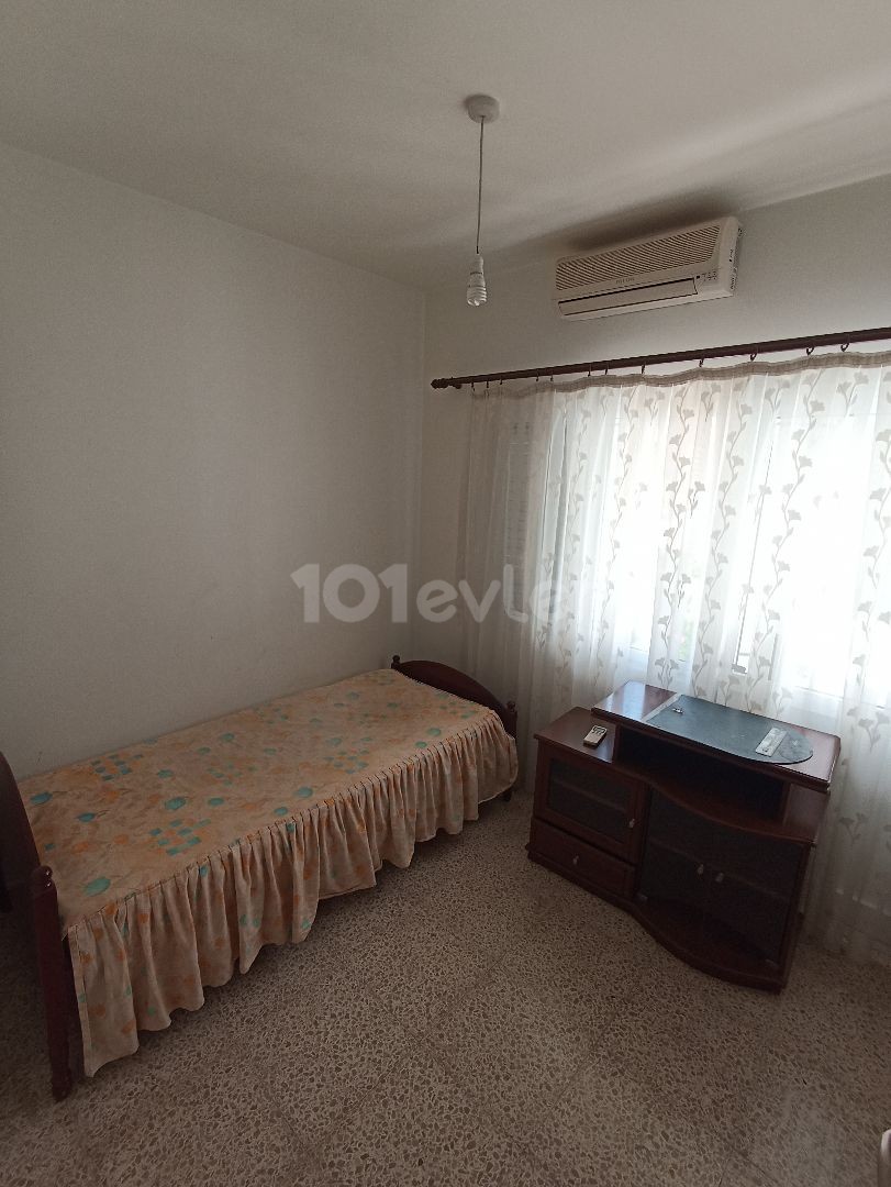 (26)- NICOSIA YENIKENT AREA LARGE 3+2 GROUND FLOOR FLAT