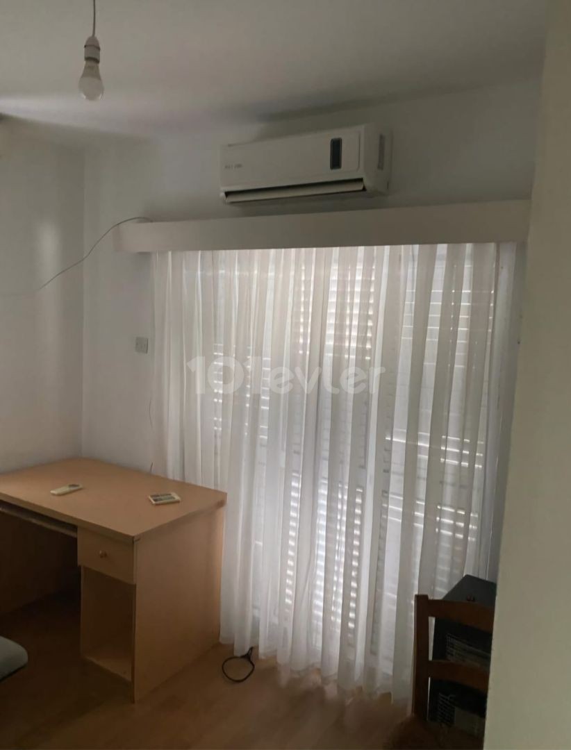 ORTAKÖY BÖLGESİNDE ZEMİN KAT 3+1 FIRSAT DAİRE 