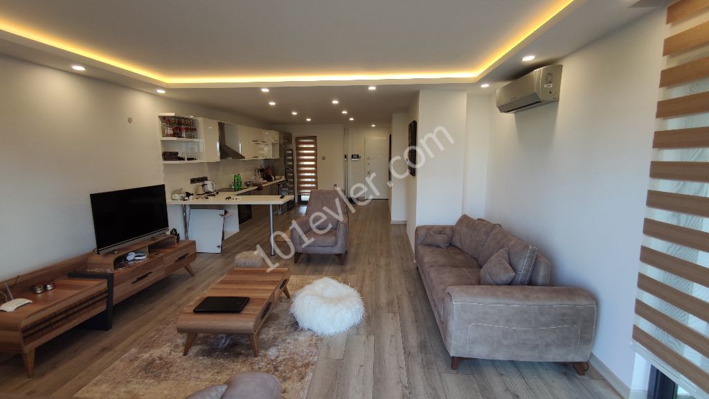 LUXURY 2+1 APARTMENT IN KYRENIA AKACAN RESIDENCE ** 