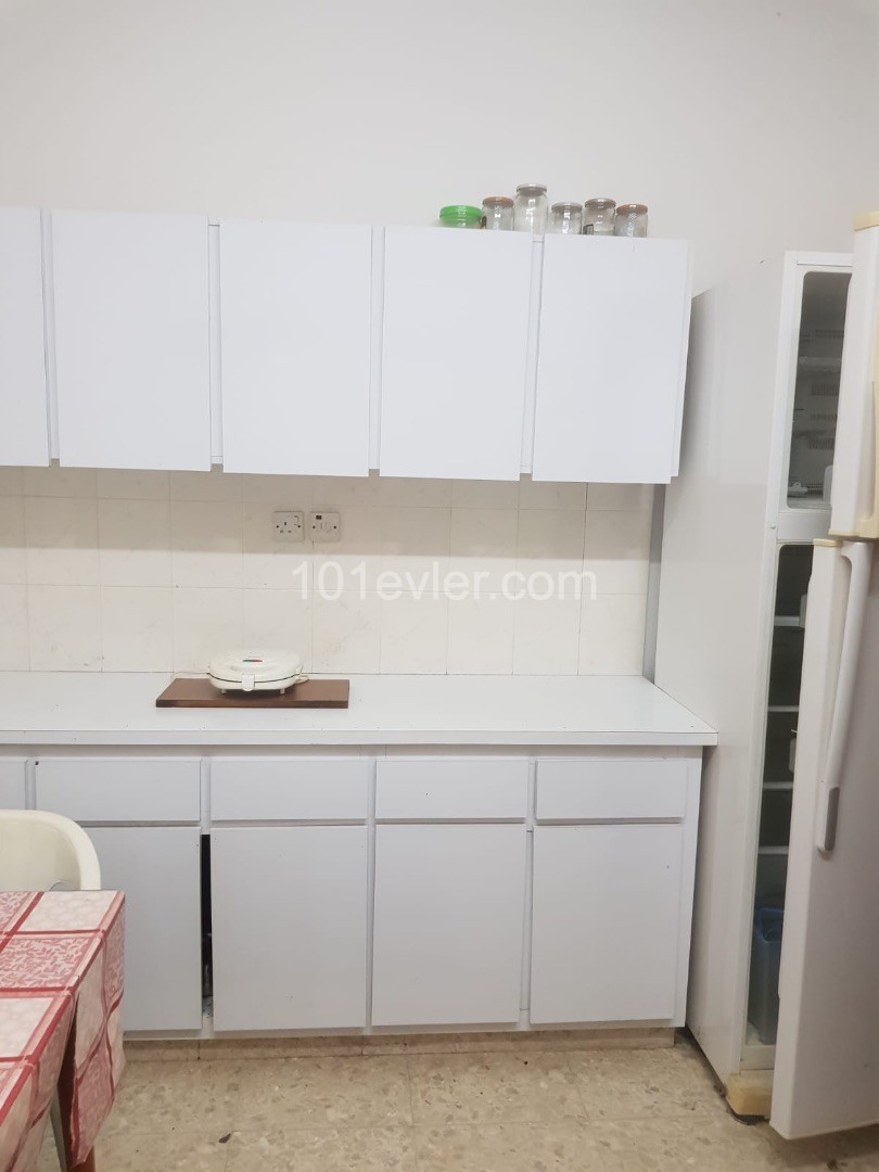 Flat To Rent in Mağusa Merkez, Famagusta