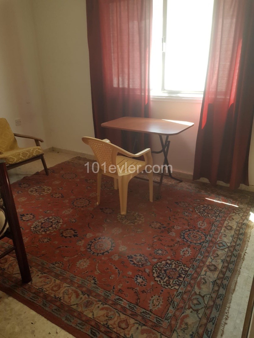 Flat To Rent in Mağusa Merkez, Famagusta