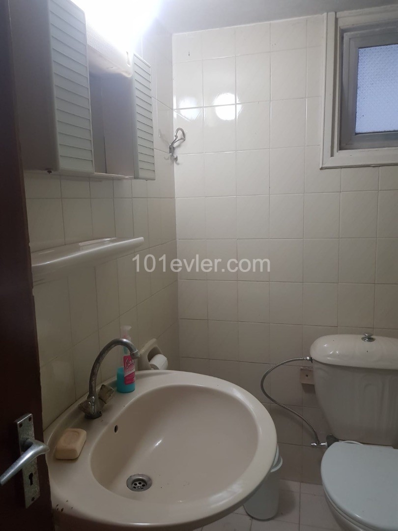 Flat To Rent in Mağusa Merkez, Famagusta