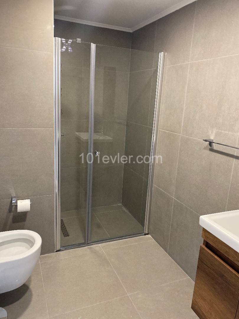 LUXURIOUS FULLY FURNISHED FLAT WITH SITE VIEW POOL AND GYM ** 