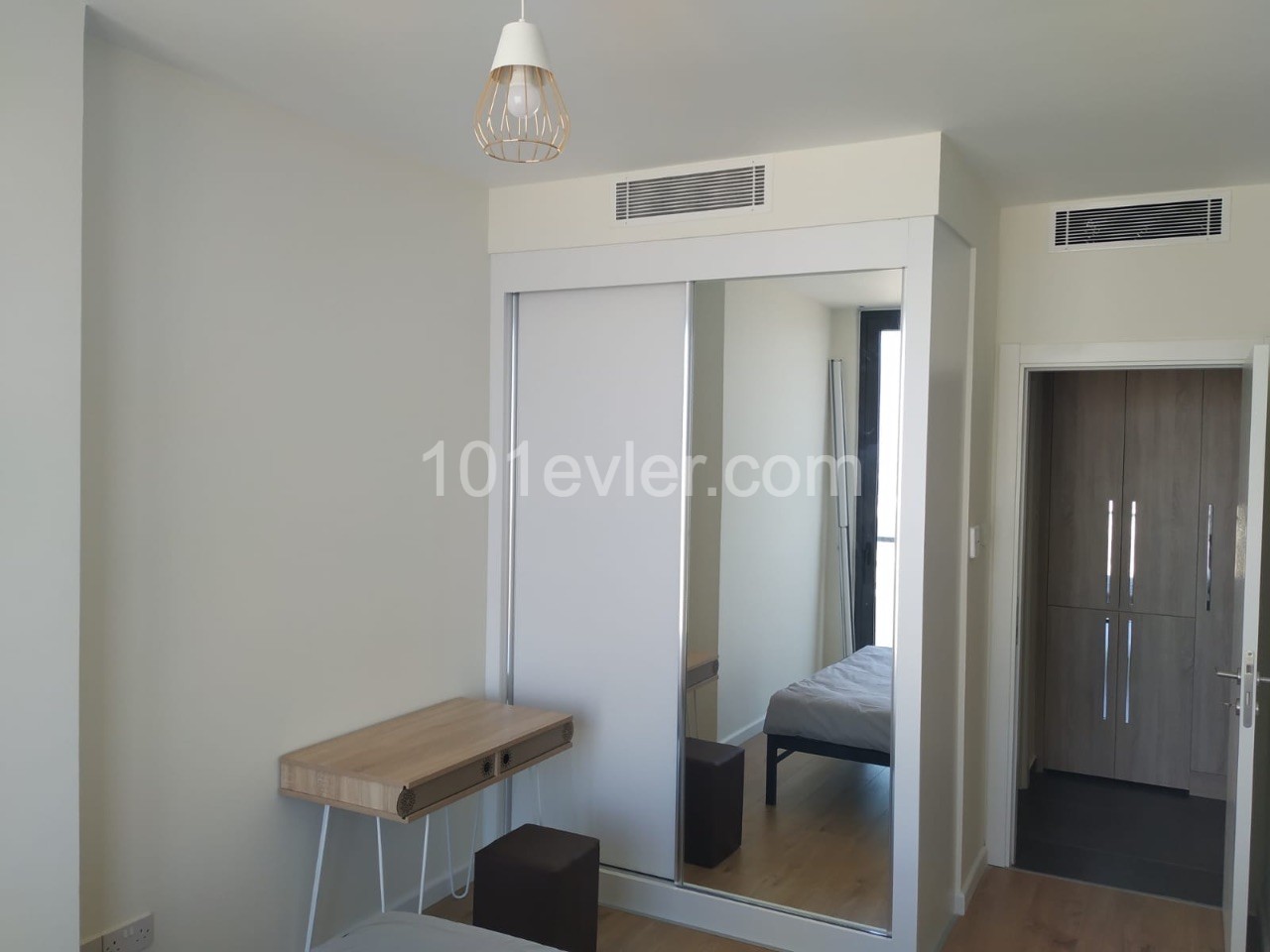 Luxury Full Esya and City View Apartment