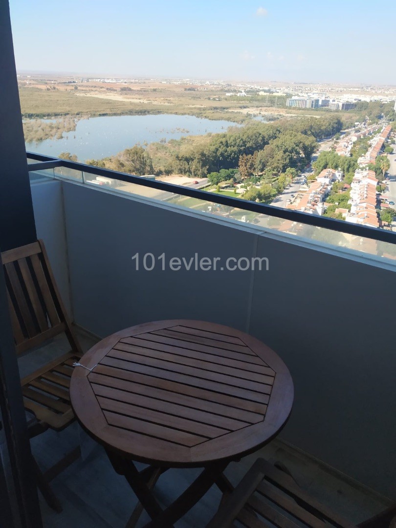 Luxury Full Esya and City View Apartment