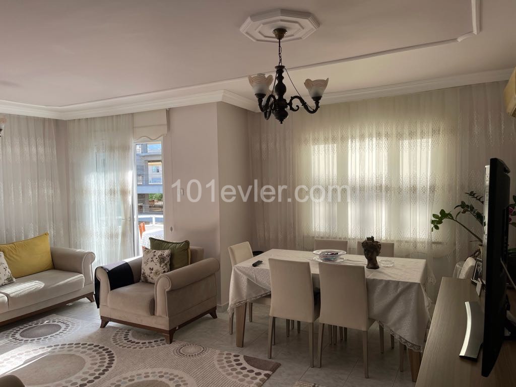 Flat For Sale in Girne Merkez, Kyrenia