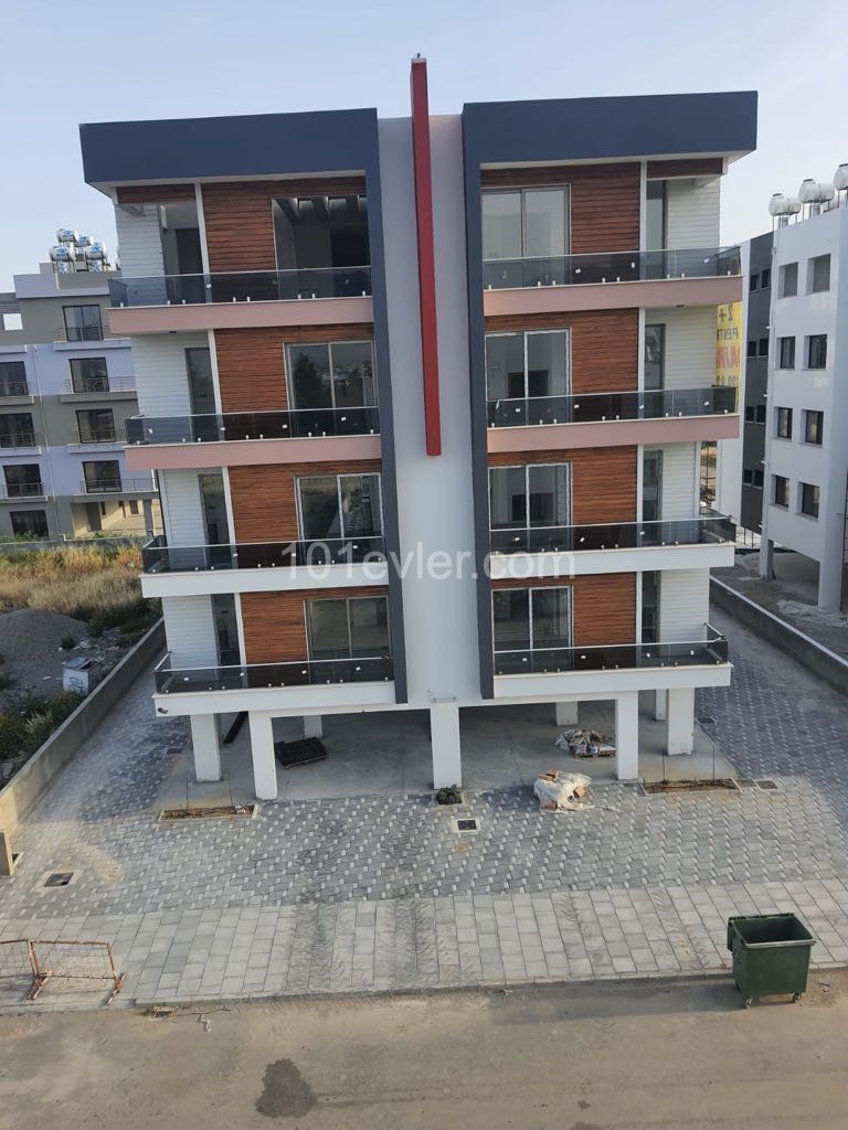 Flat For Sale in Küçük Kaymaklı, Nicosia