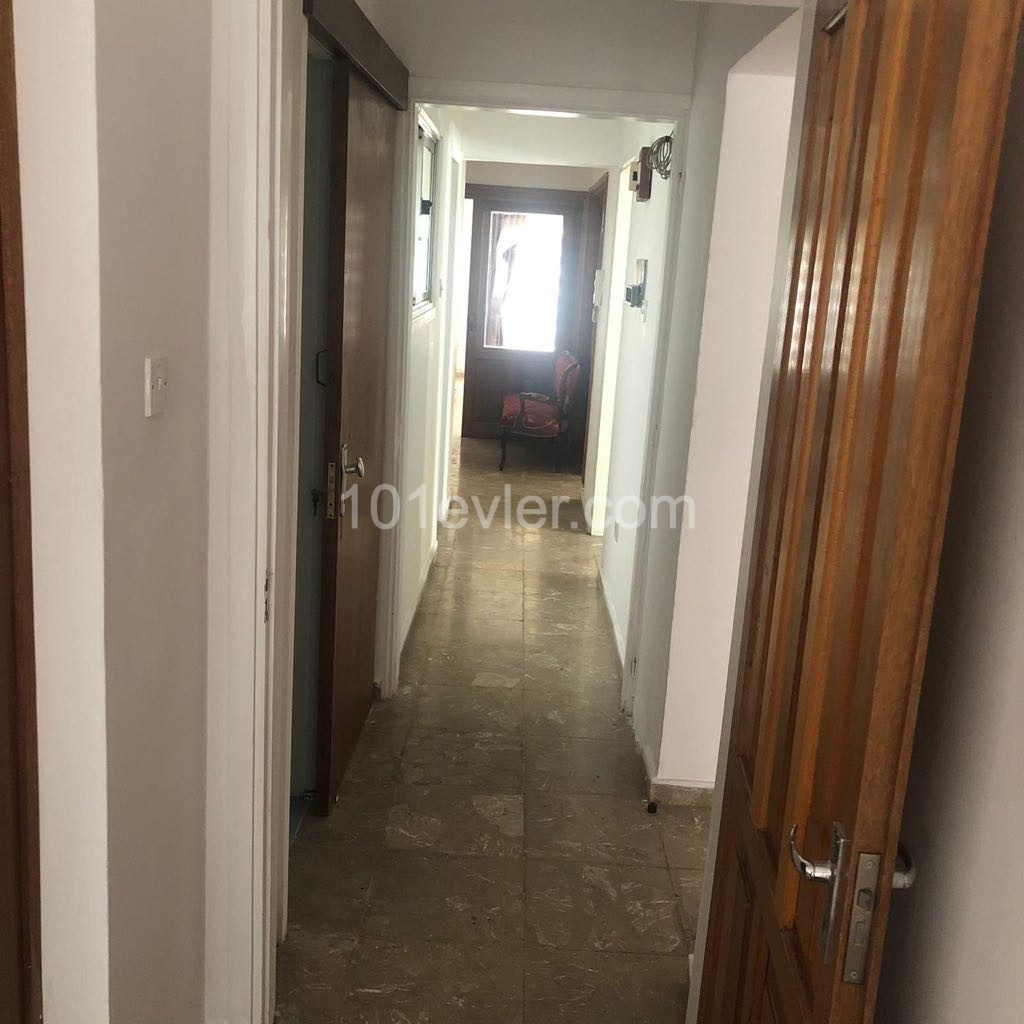 Flat For Sale in Girne Merkez, Kyrenia