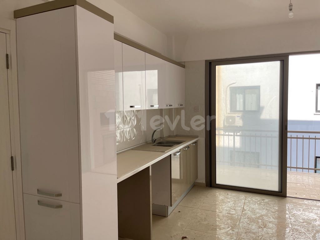 MITREELIDE 2+1 FOR SALE WITH A LARGE BALCONY ** 