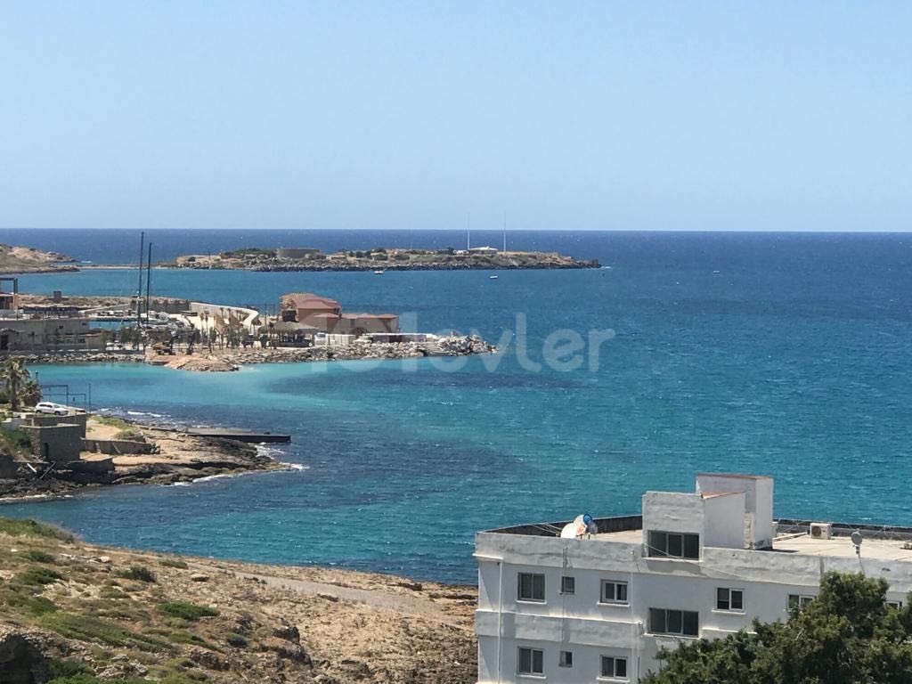 3+1 FOR SALE WITH SEA VIEW IN KYRENIA CENTRAL ** 