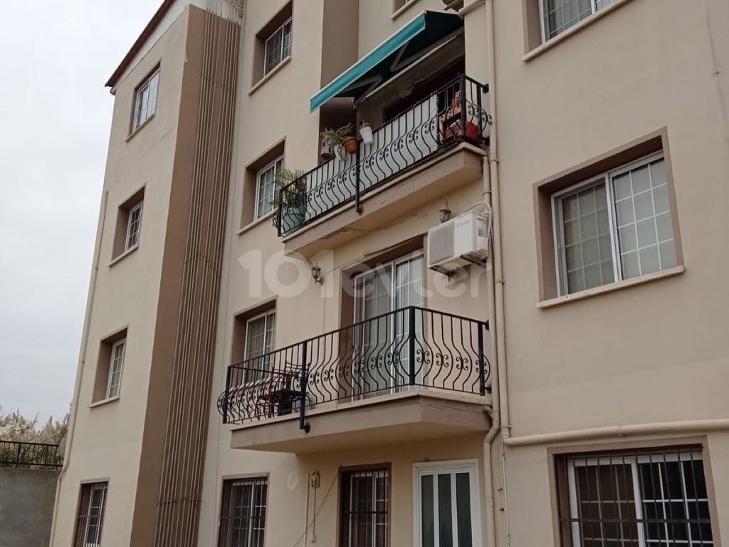 KÜÇÜKKAYMAKLIDA SATILIK 15 DAİRELİK APARTMAN