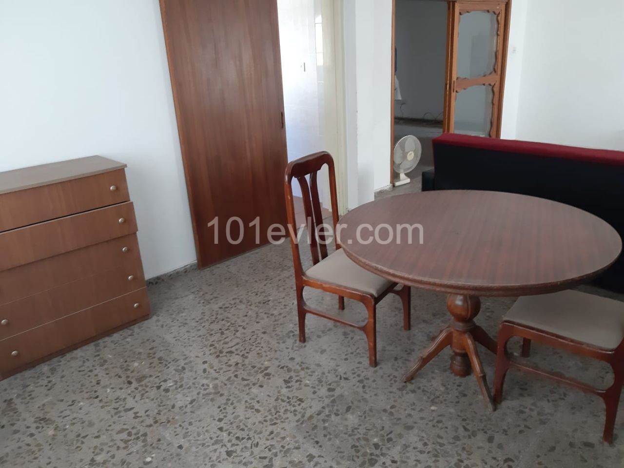 Flat To Rent in Köşklüçiftlik, Nicosia