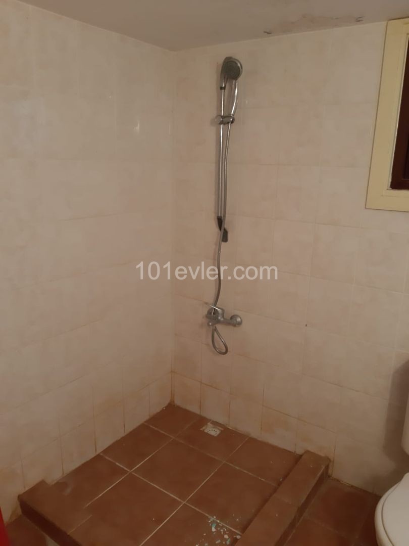 Flat To Rent in Köşklüçiftlik, Nicosia