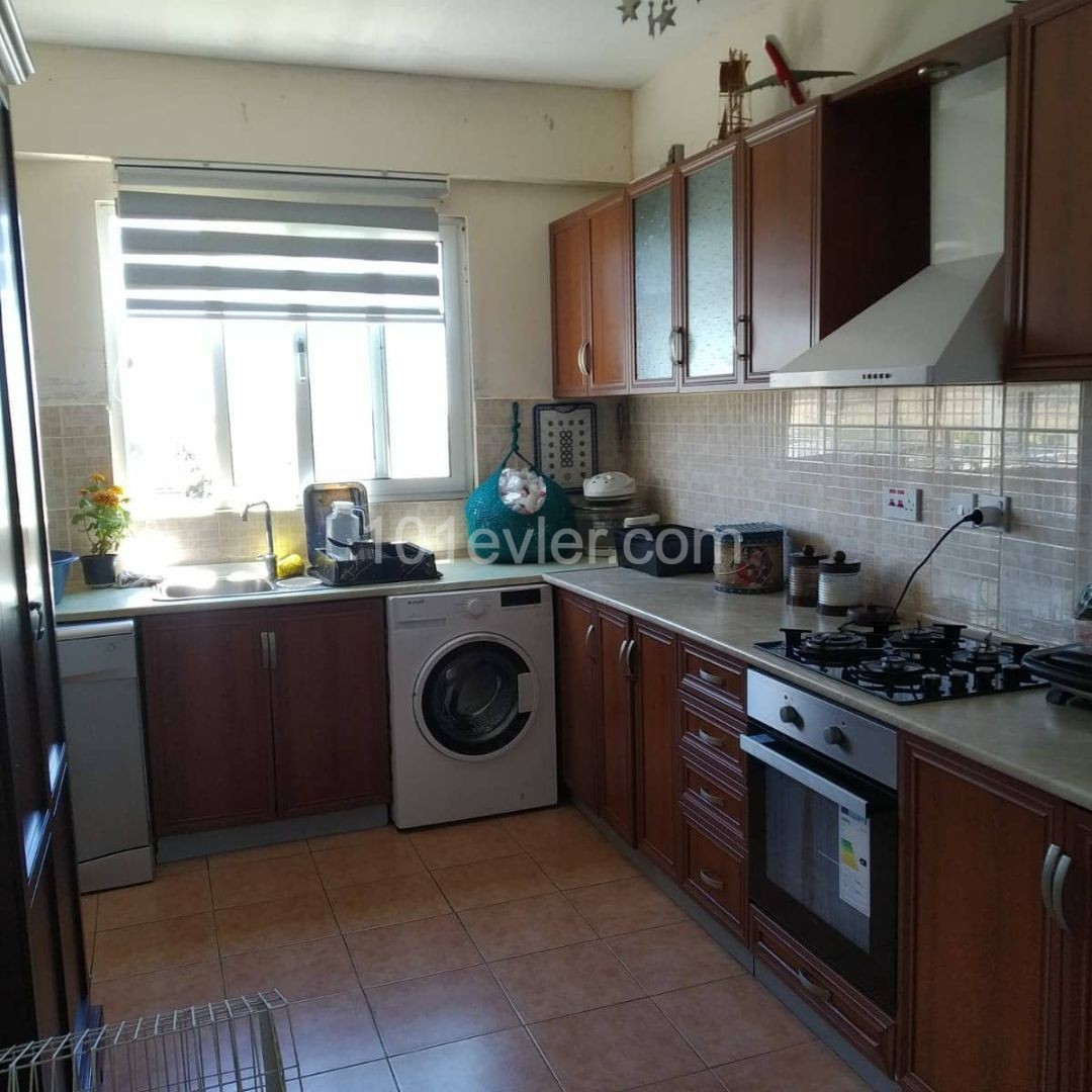 GİRNE/LEFKOŞA ARASI BOGAZ'DA 2+1 SATILIK DAİRE 