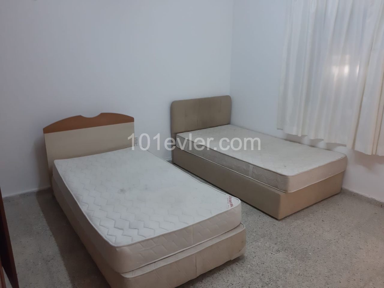 ORTAKÖY'DE 250 STERLİN'E AYLIK ÖDEMELİ 3+1 FULL EŞYALI KİRALIK DAİRE