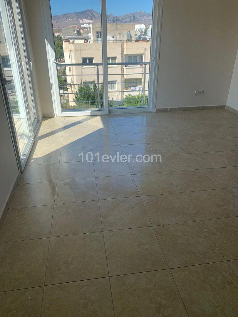 Flat To Rent in Küçük Kaymaklı, Nicosia